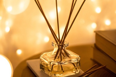 Ambientadores de palitos, aromas que visten tu hogar