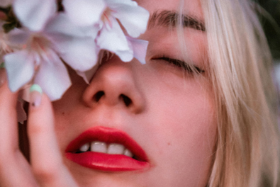 Amor Amor de Cacharel: El Perfume Más Vendido para Mujer