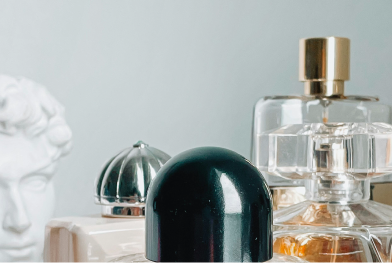 Guía completa de accesorios para perfumes: ¿cuáles necesitas?