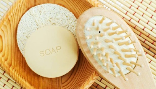 Reasons to include solid cosmetics in your business